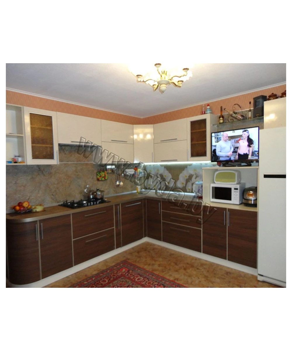 Угловая кухня. Белая с древесным и фотоскиналью "Белые орхидеи"
