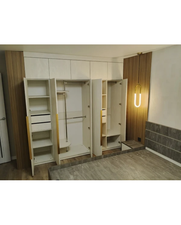 Спальный гарнитур.