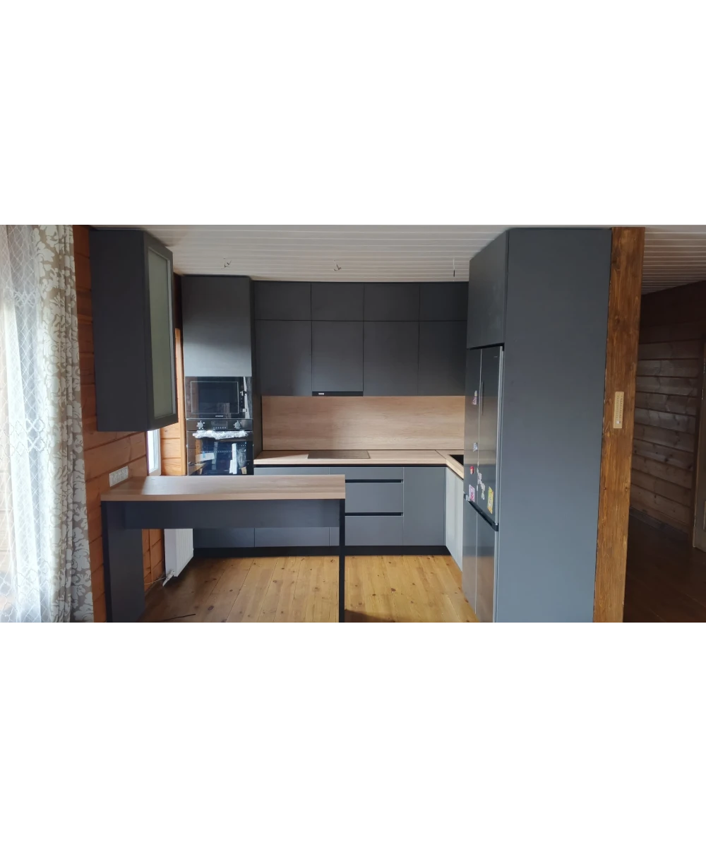 Кухня серая