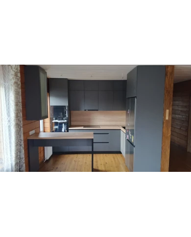 Кухня серая