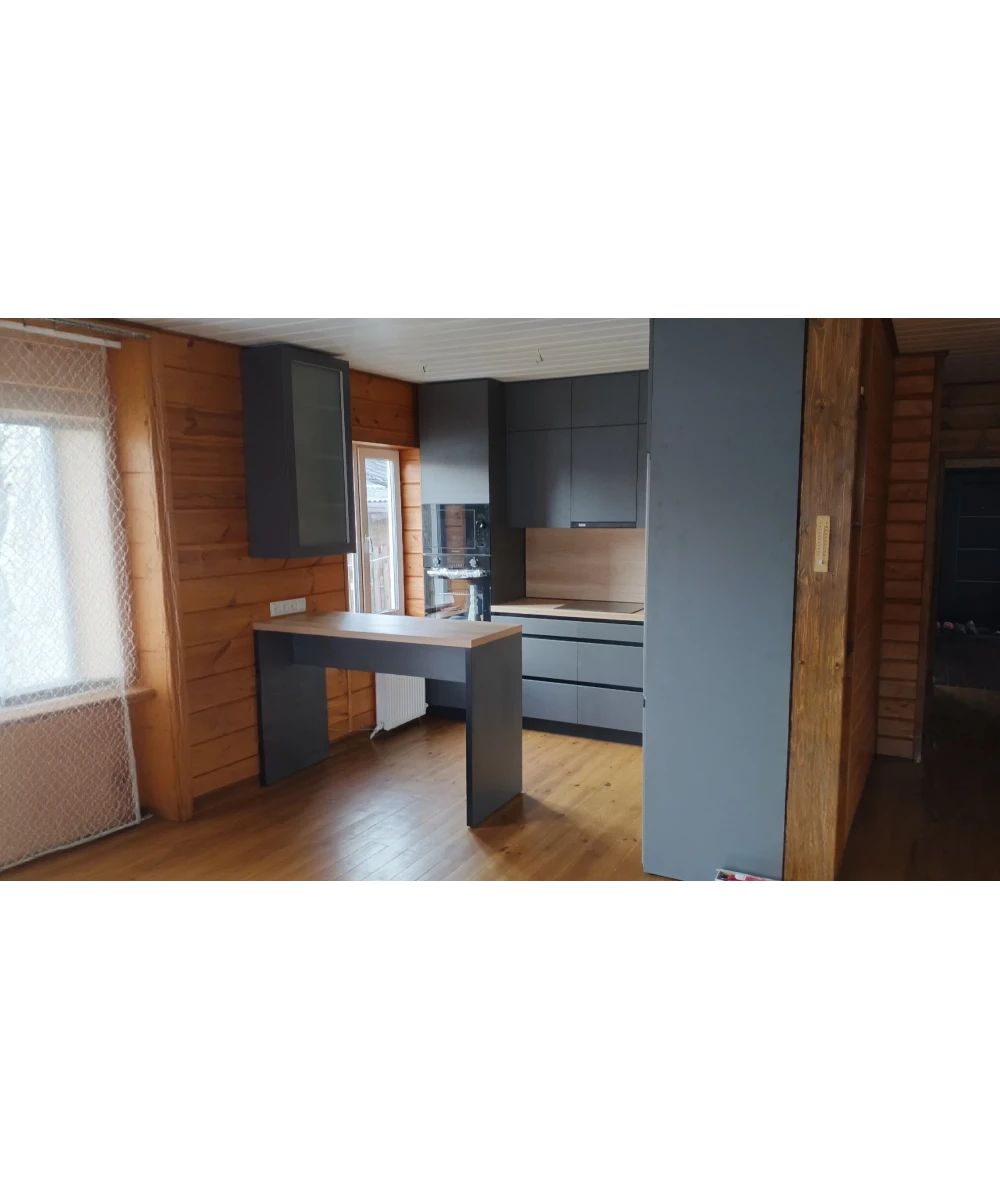 Кухня серая