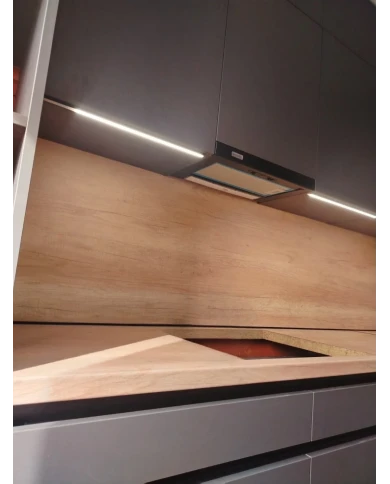 Кухня серая