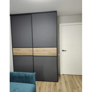 Шкаф-купе комбинированный