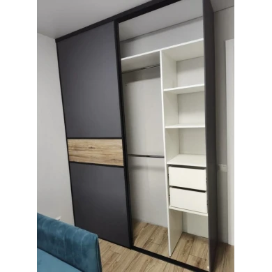 Шкаф-купе комбинированный